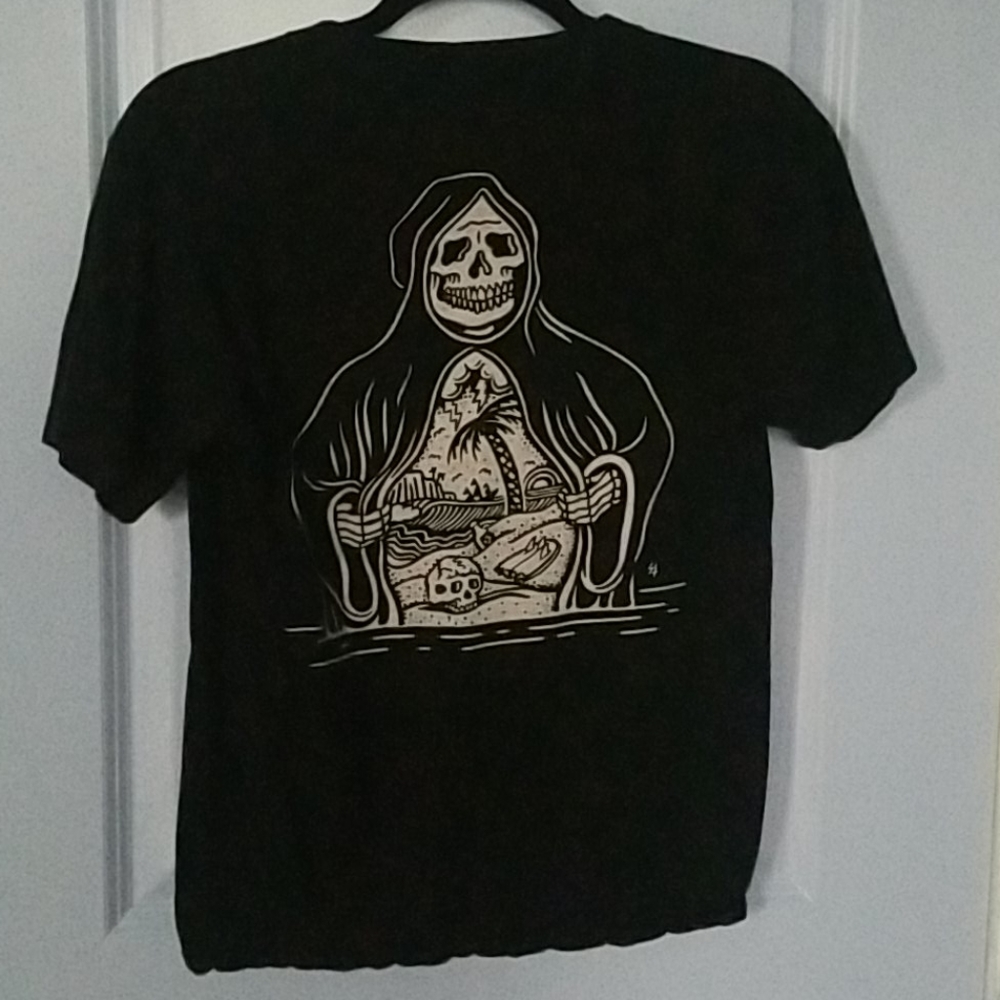 Sketchy Tank skeleton in paradise t shirt